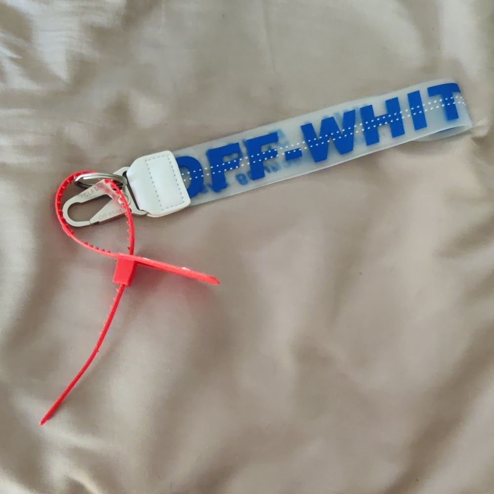 Off White Keychain